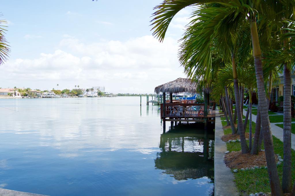 The Costal Hotel Clearwater Extérieur photo