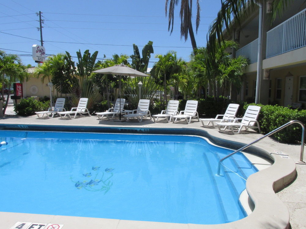 The Costal Hotel Clearwater Extérieur photo