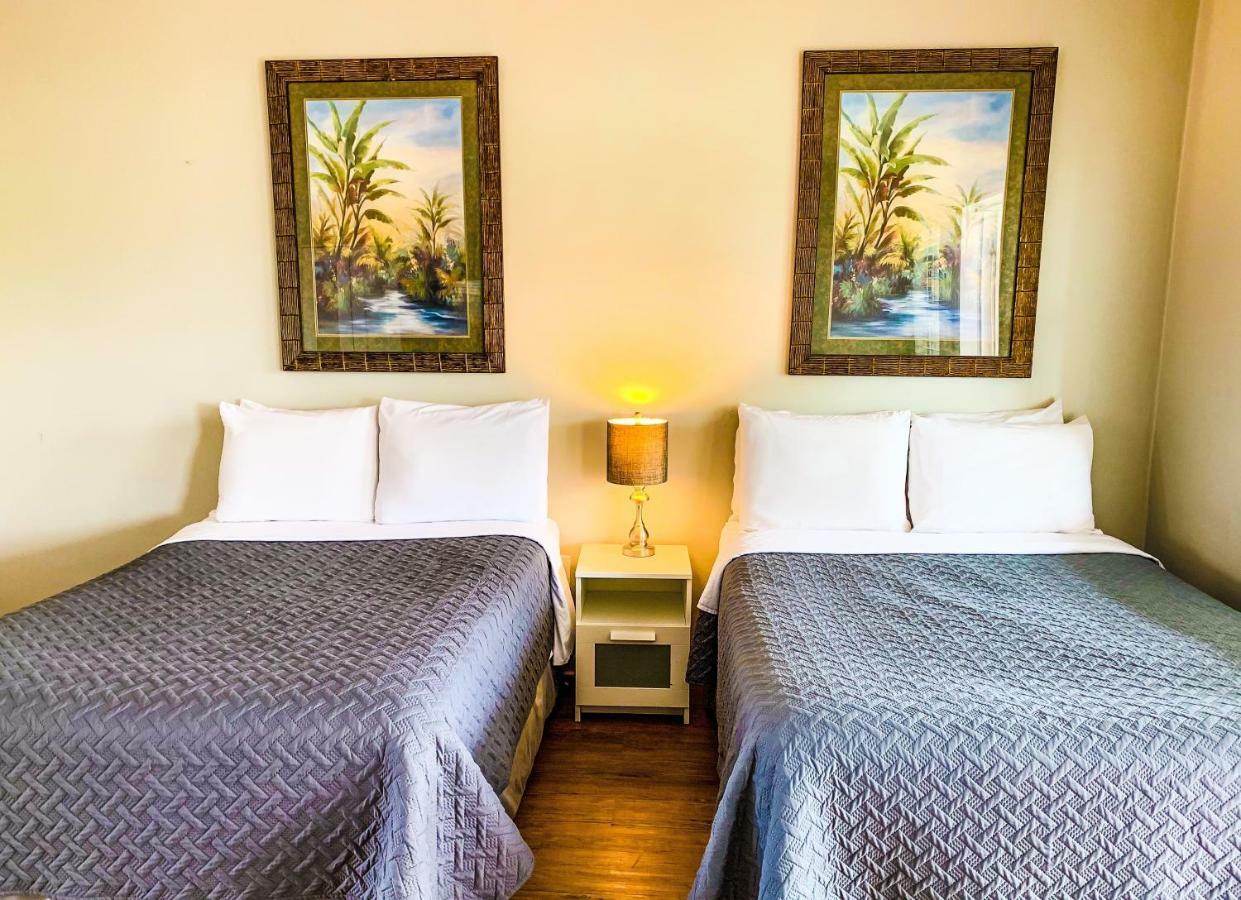 The Costal Hotel Clearwater Extérieur photo