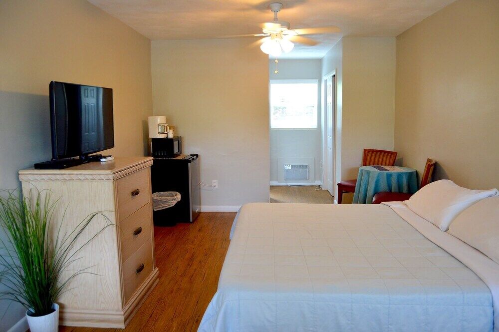 The Costal Hotel Clearwater Extérieur photo
